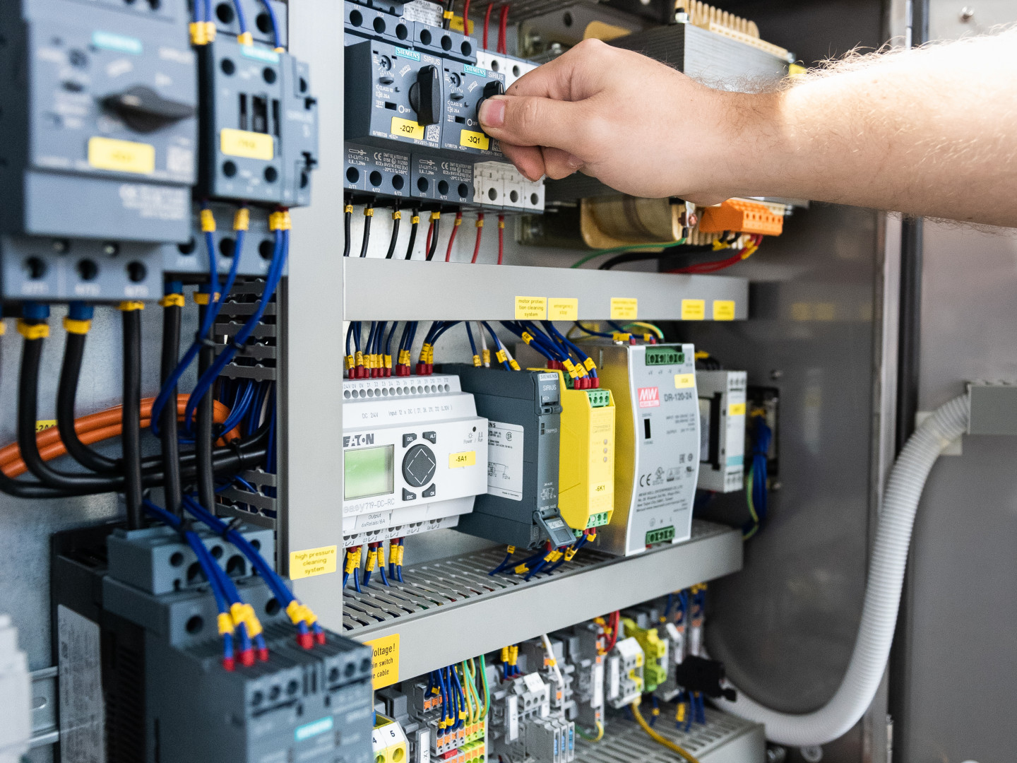 Control cabinet construction